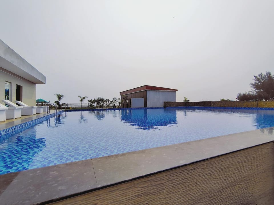 White Coastal Beach Resort Hotel in West Bengal