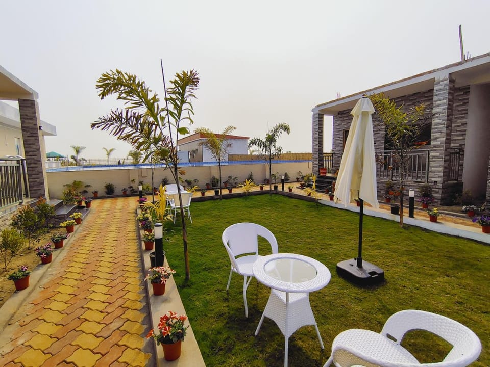 White Coastal Beach Resort Hotel in West Bengal