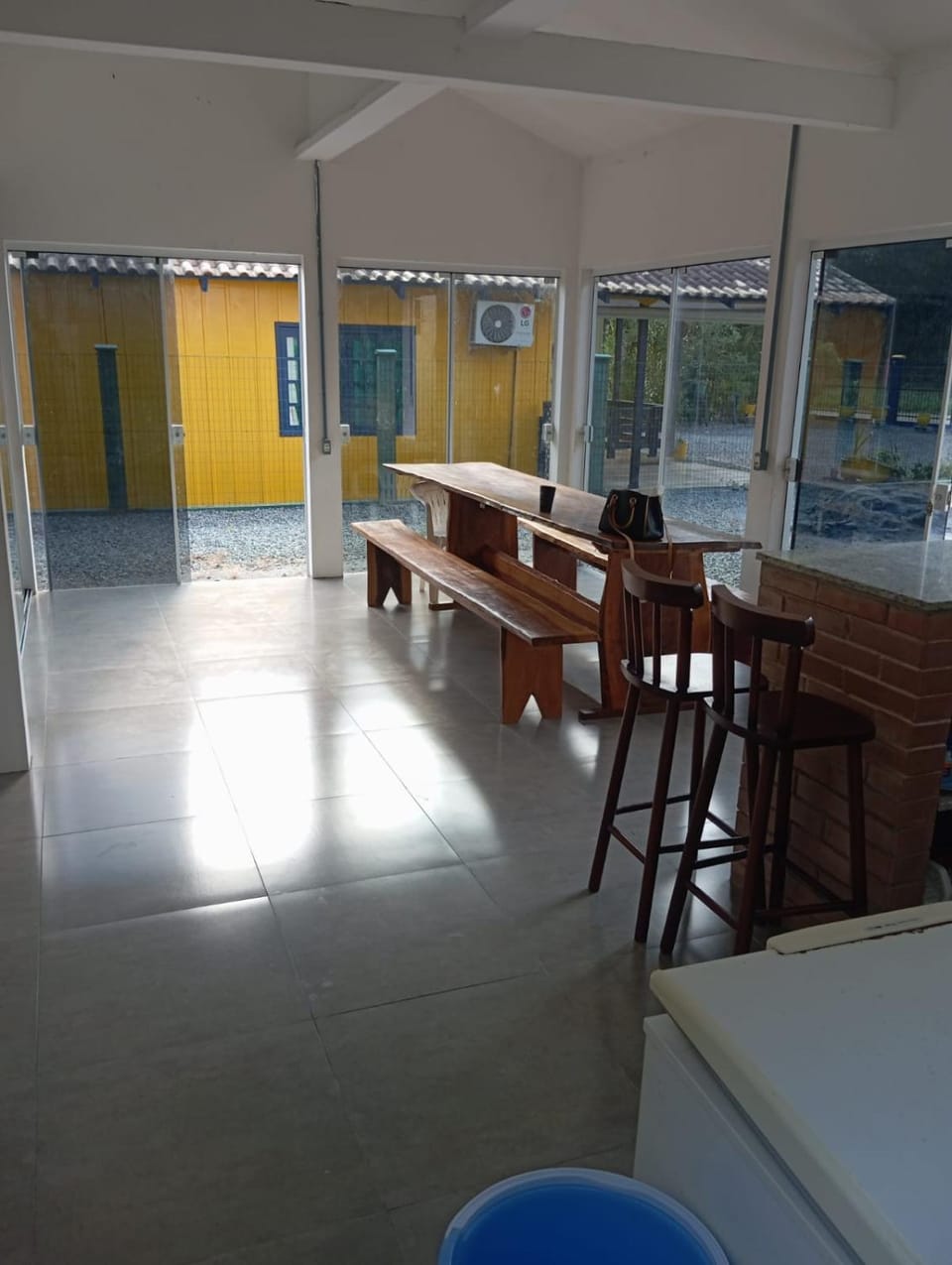 Casa Utilitária House in São Francisco do Sul