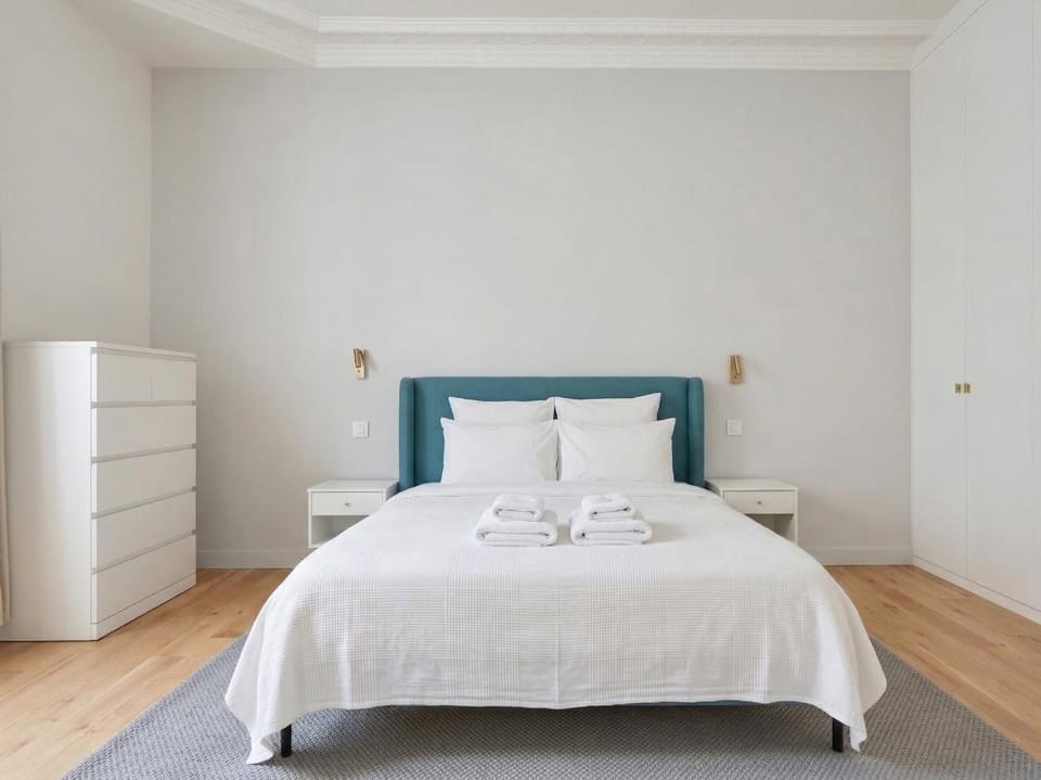 3BR Passy Alfonse XIII Apartment in Paris