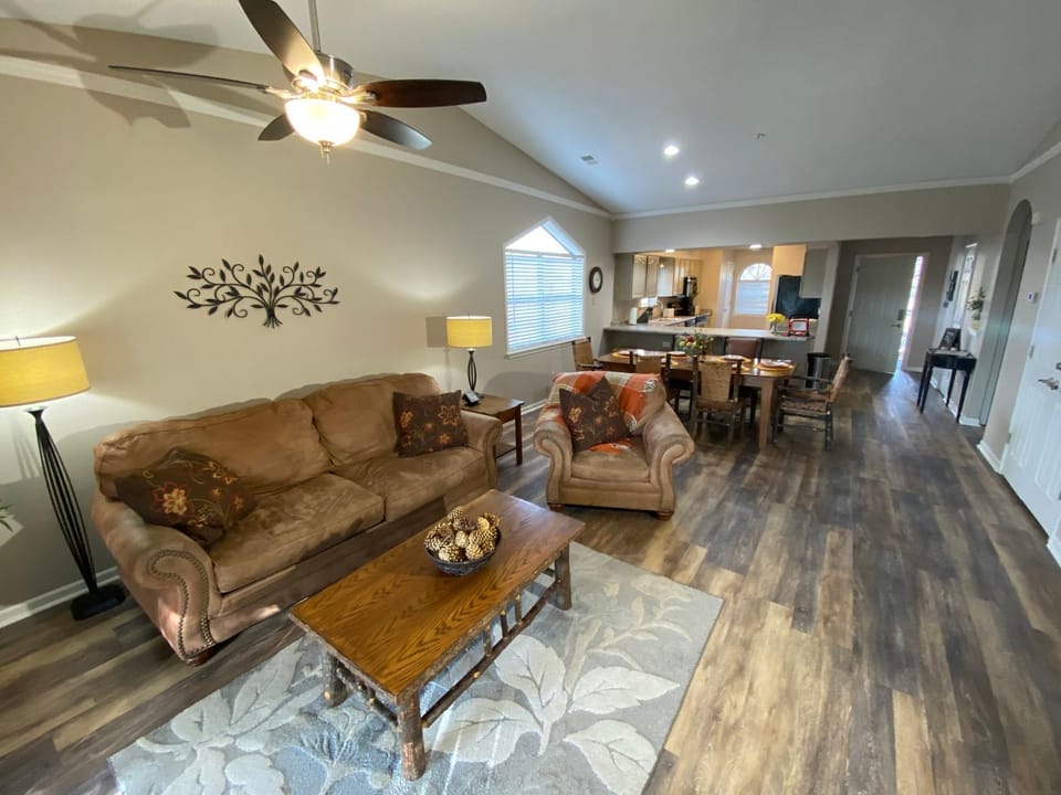 Kitchen or kitchenette, Living room, Dining area