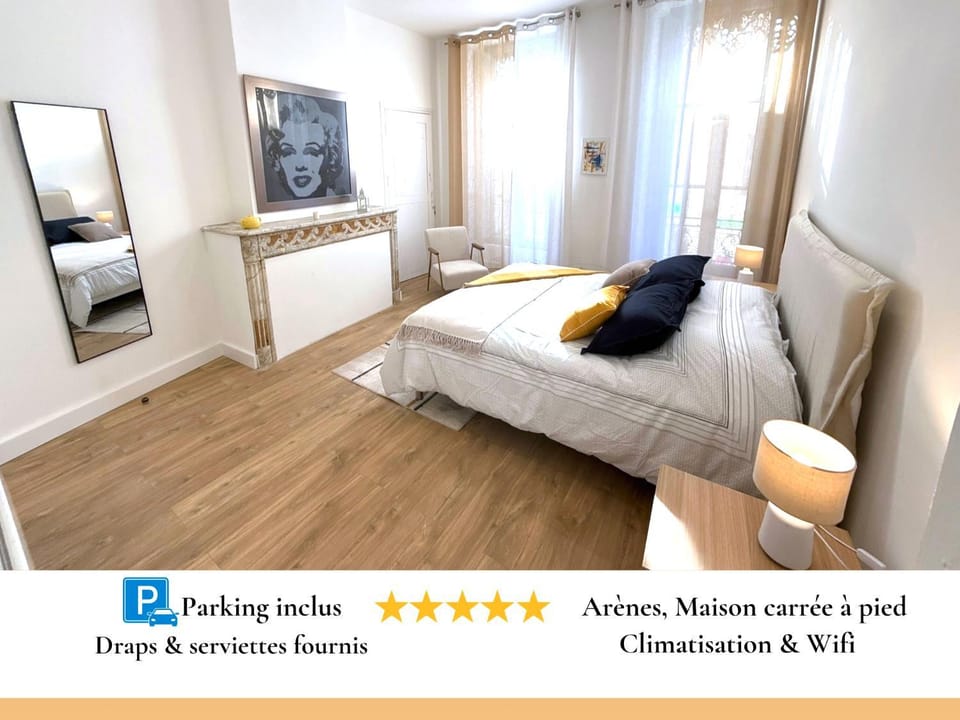Bed, Photo of the whole room, Bedroom
