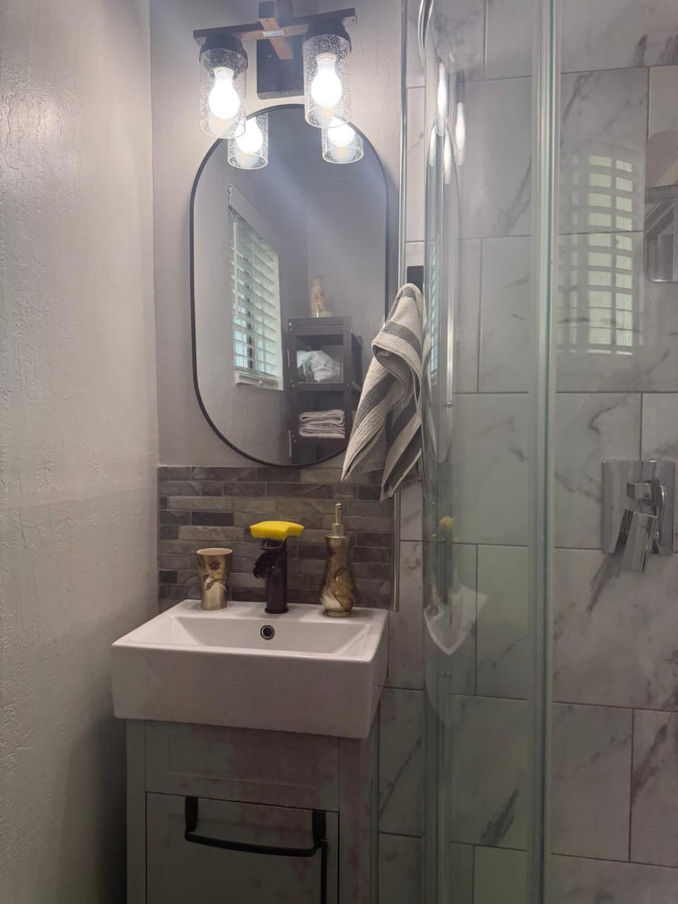 Cozy Studio Guest unit Inn in Pleasant Hill