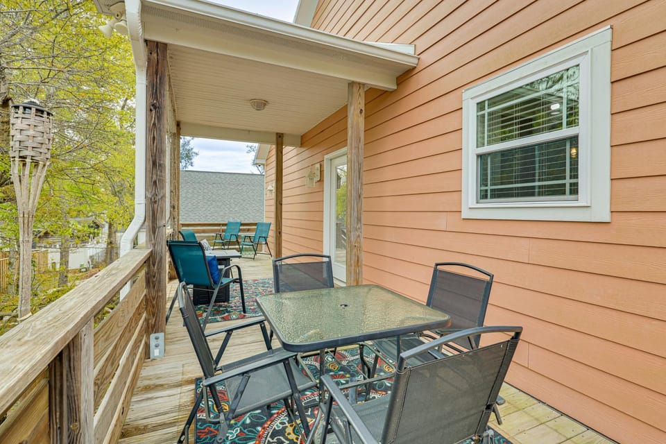 Deck & Games! Pet-Friendly Oak Island Home House in Oak Island