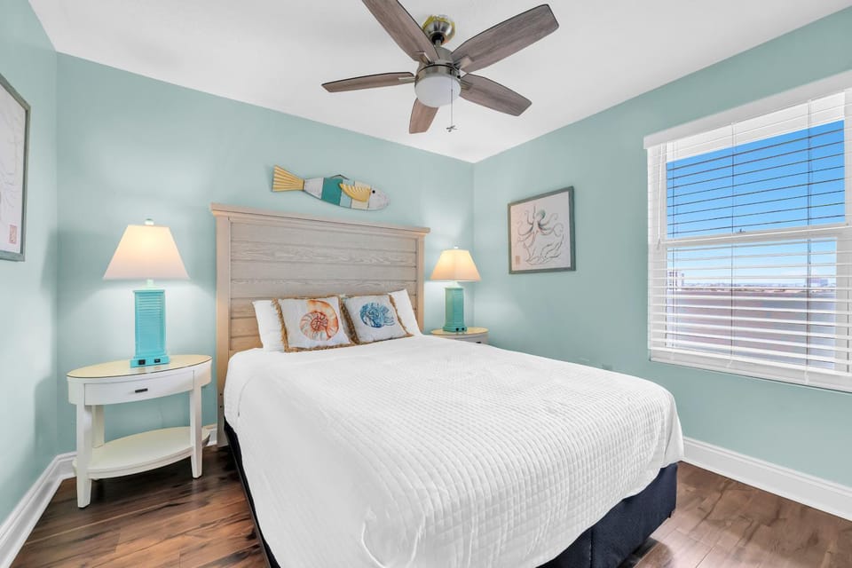 Pelican Beach 717 - Chasing Sunshine Apartment in Destin