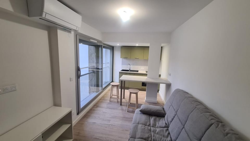 Studio moderne Climatisé Meylan centre proche CHU Apartment in Meylan