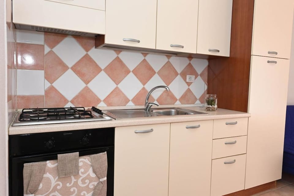 Sole 2 Bilocale a Isola Rossa a 50 mt dal Mare Apartment in Isola Rossa