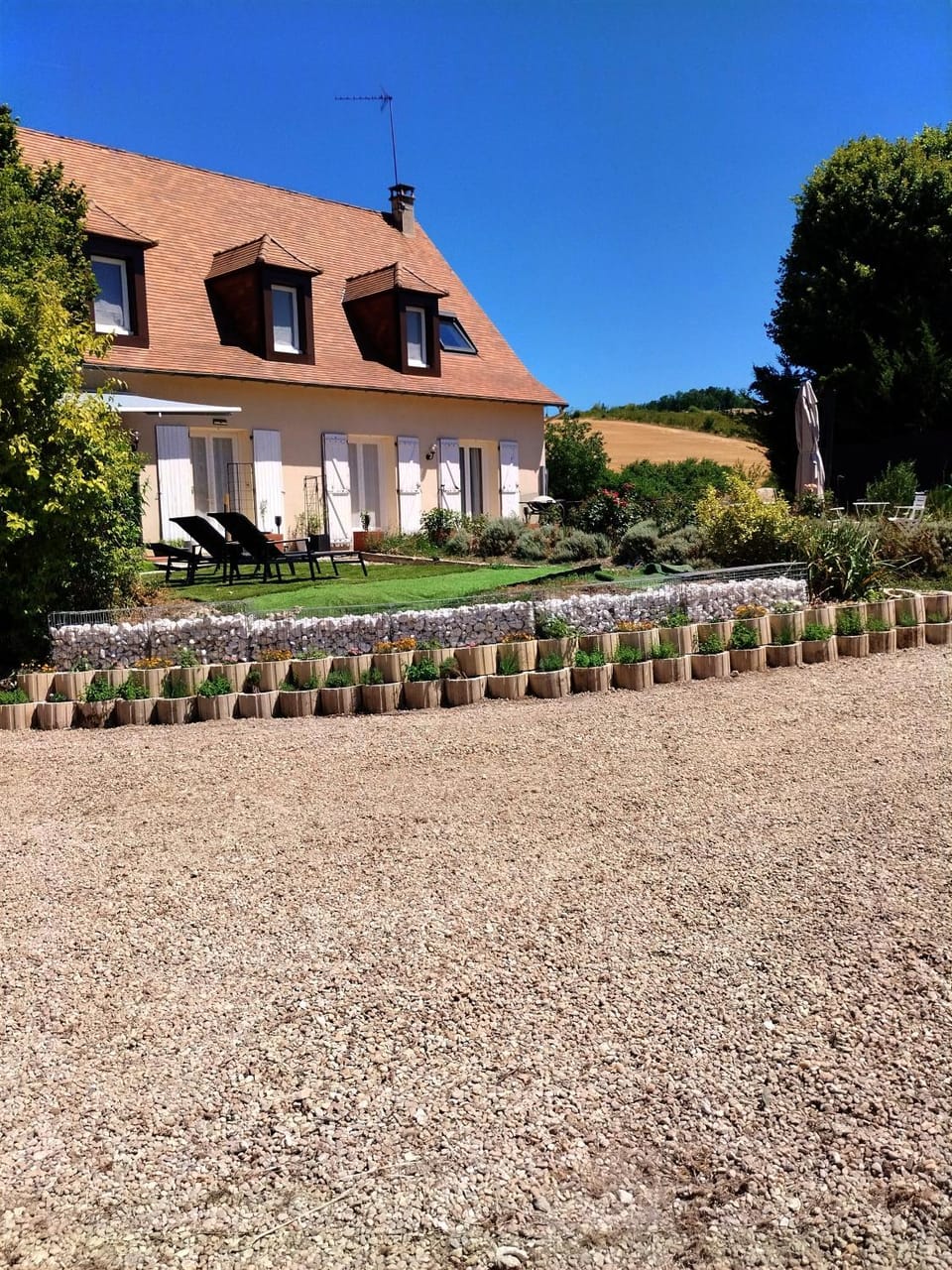 Property building, Garden