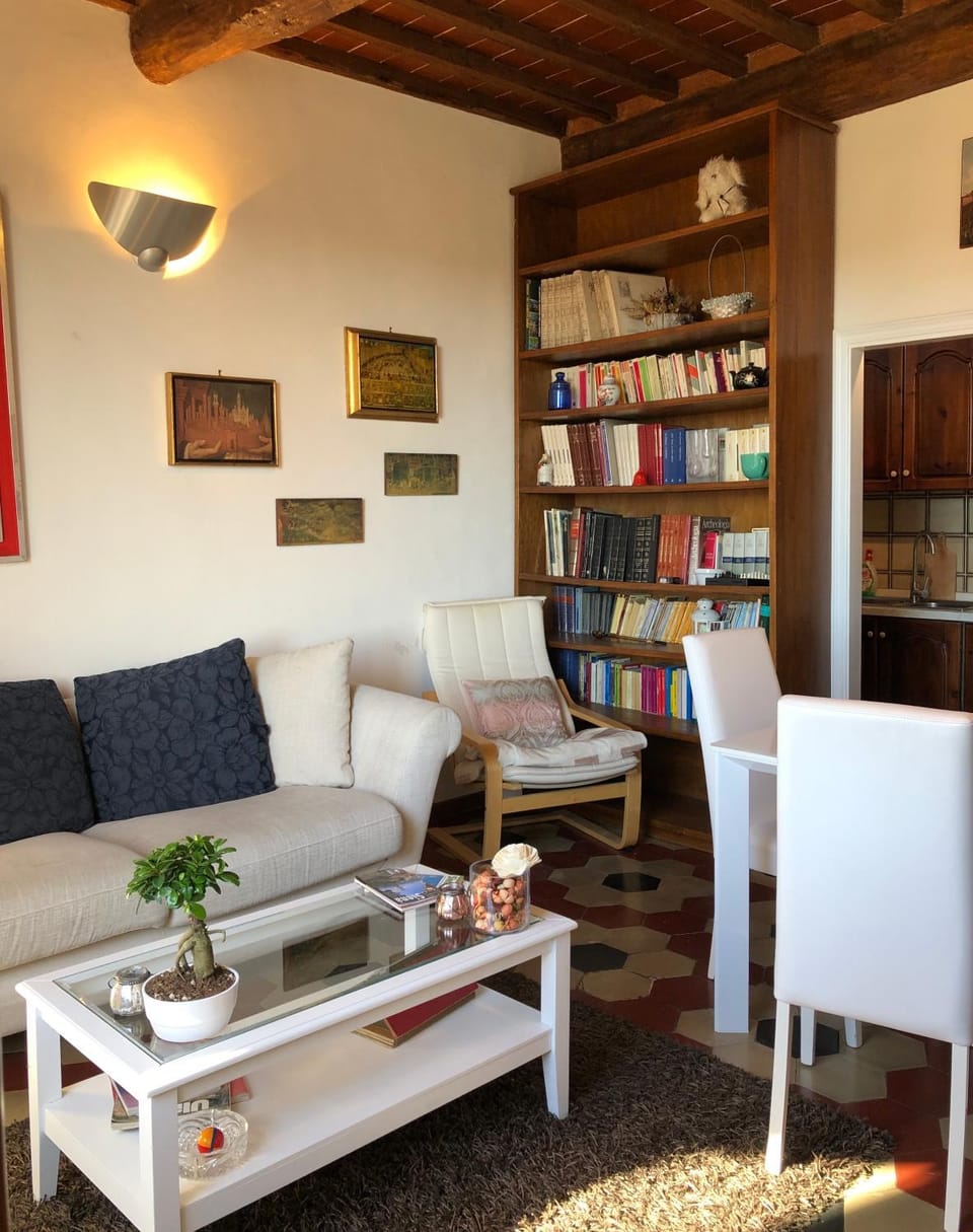 Library, Living room