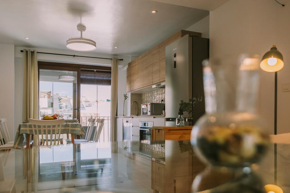 Kitchen or kitchenette, Living room, Dining area