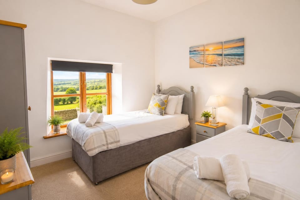 Bed, View (from property/room), Bedroom