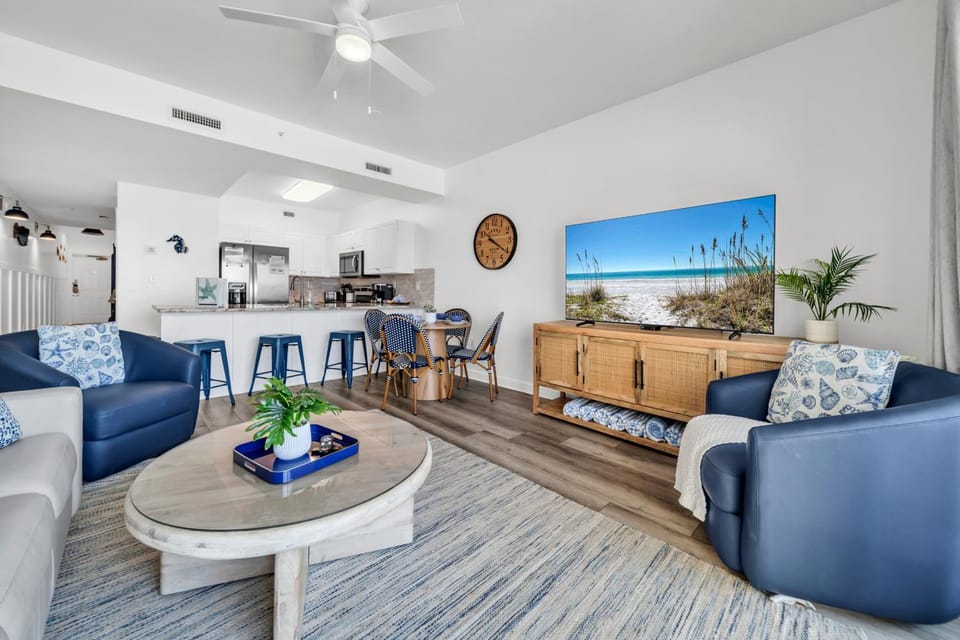 Pelican Isle 610 - The Blue Haven Penthouse Apartment in Okaloosa Island