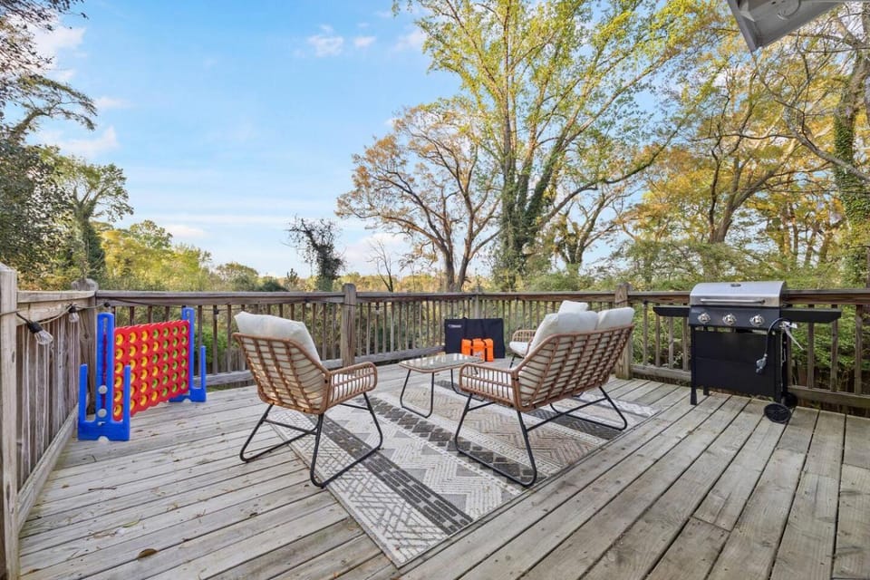 Patio, Day