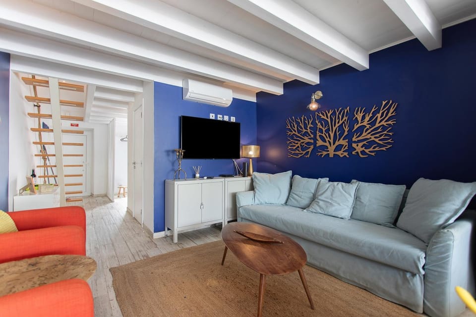 Property building, Living room