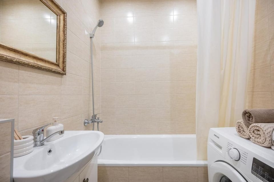 Authenticity and coziness fireplace, balcony, station Apartment in Vilnius