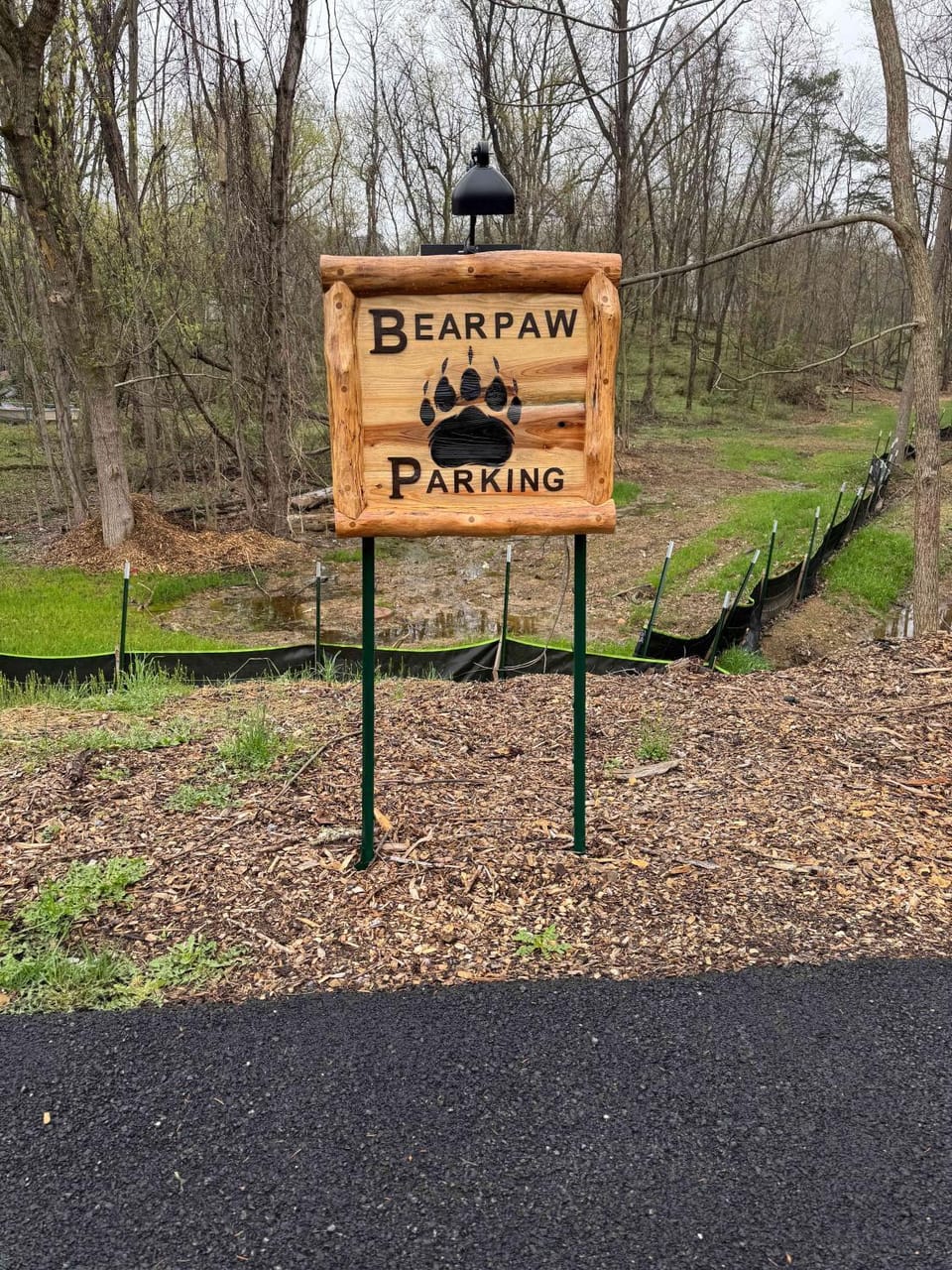 Cozy Cottage Sleeps 4 Walk to Downtown Springs Apartment in Shenandoah Valley