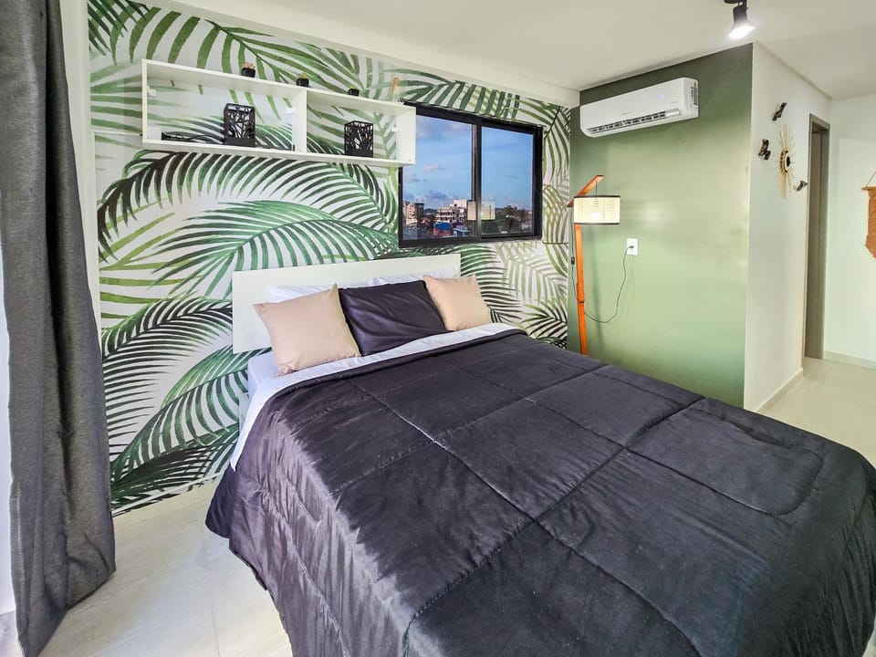 Photo of the whole room, Bedroom, internet, locker, towels
