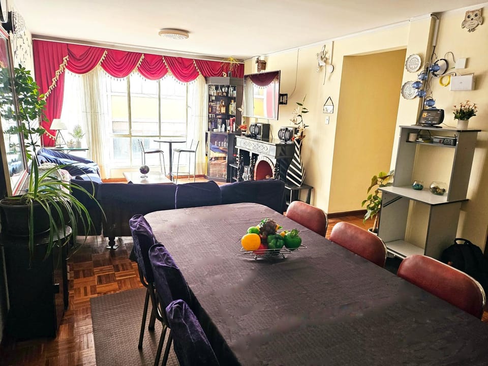 Banquet/Function facilities, Dining area, Food