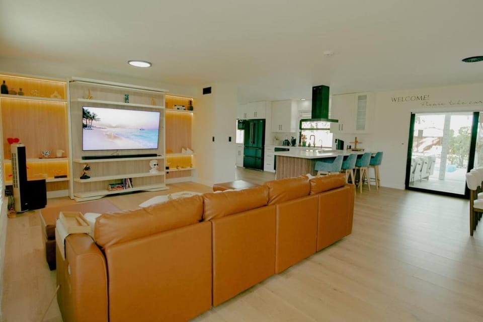 Jefferson Villa House in Hollywood
