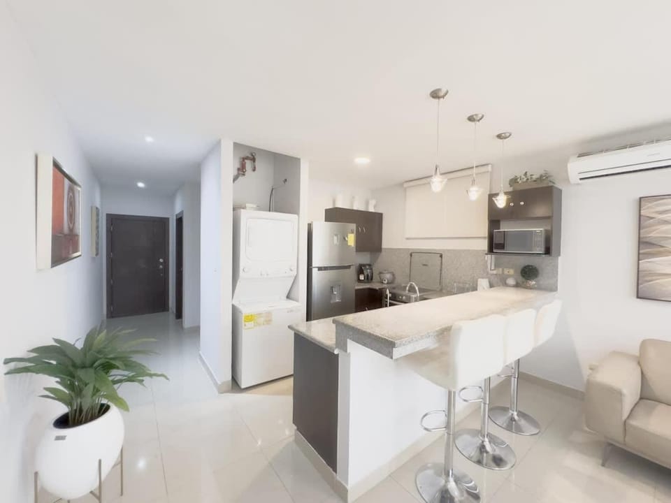 Amazing apartment near US Consulate Apartment in Guayaquil