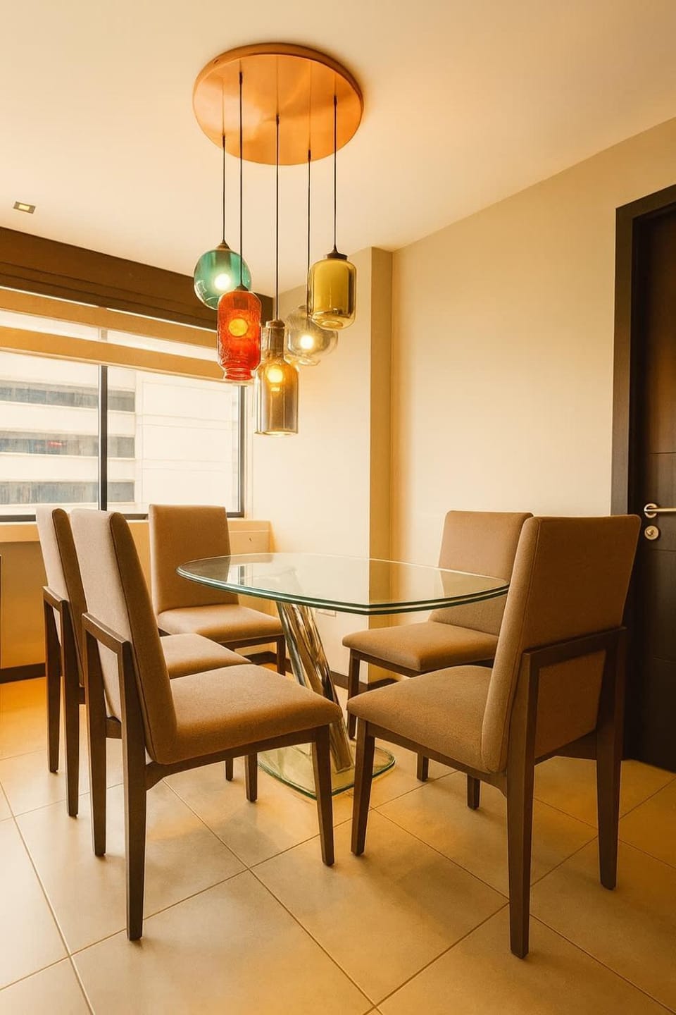 Executive and Elegant Waterfront Residence Apartment in Guayaquil
