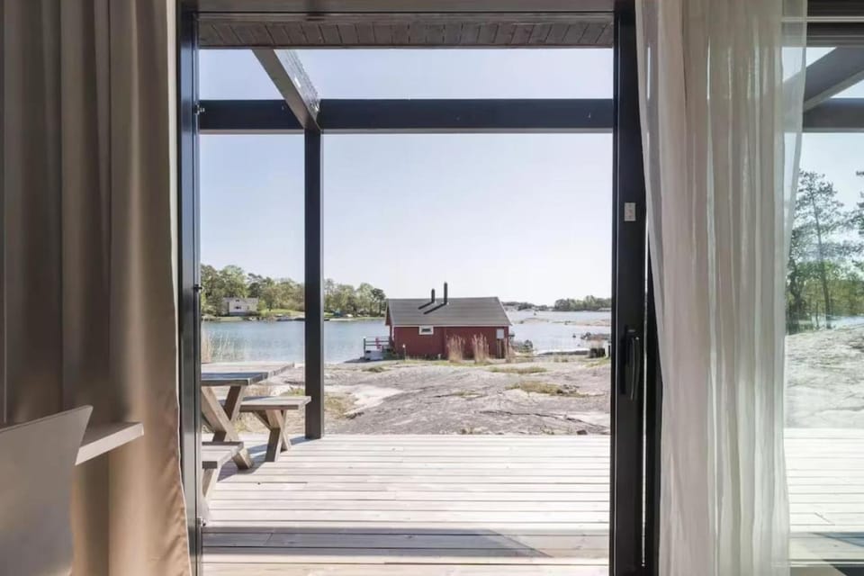 Stay North - Kasnas Marina Seafront House in Finland