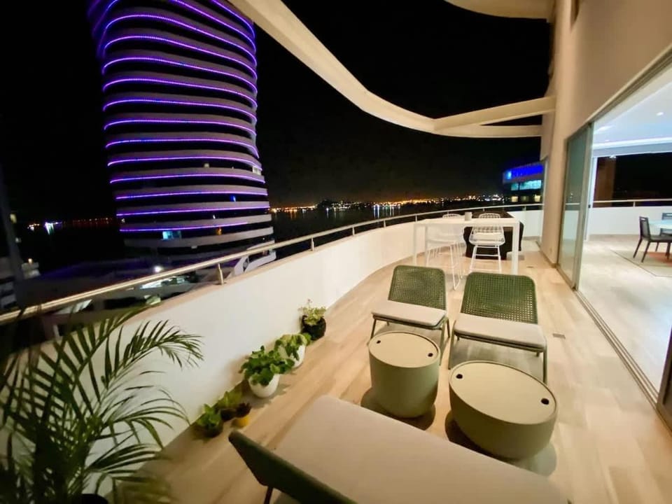Luxury Exclusive Loft at Santana Lofts Apartment in Guayaquil