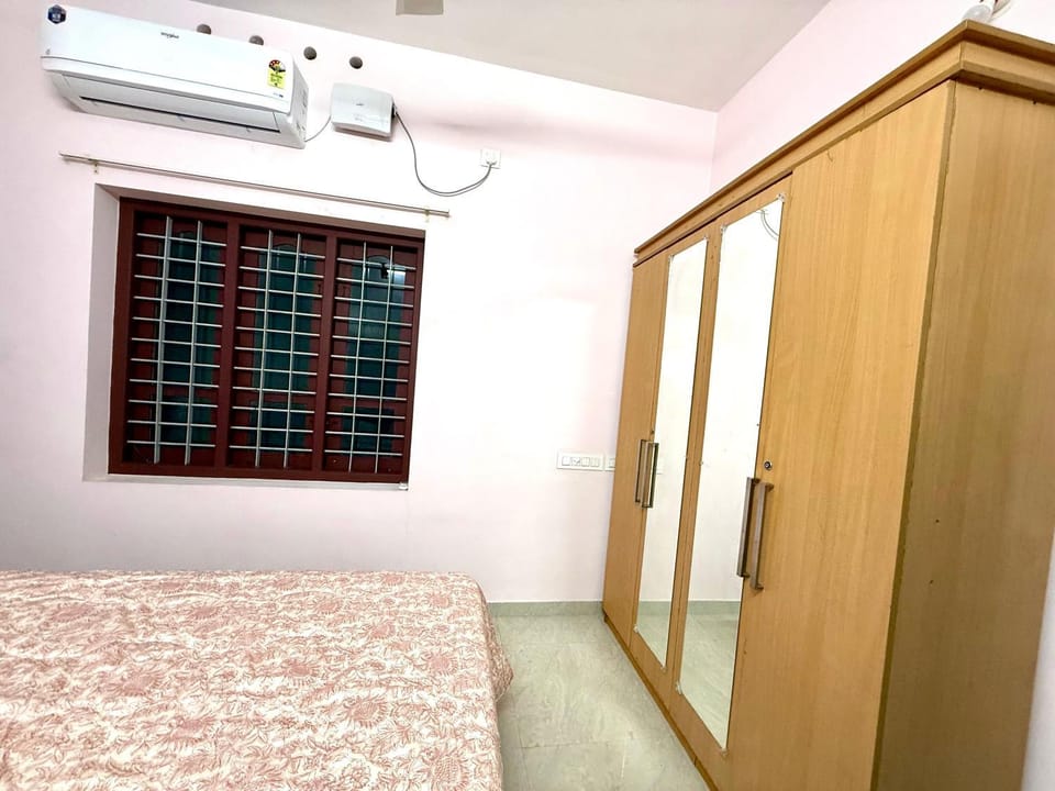 Nalina Home Stay in TVM Apartment in Thiruvananthapuram