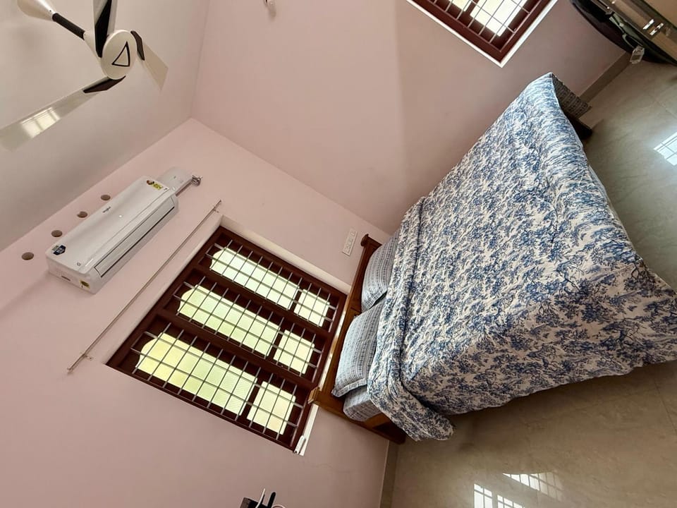 Nalina Home Stay in TVM Apartment in Thiruvananthapuram