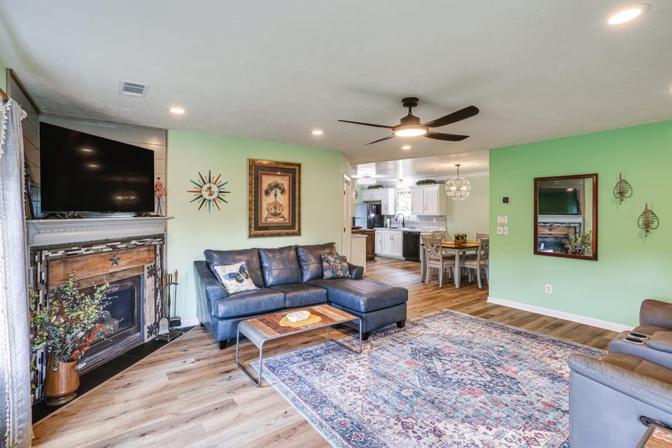 Explore Tupelo & Natchez Trace! Southern Getaway House in Tupelo