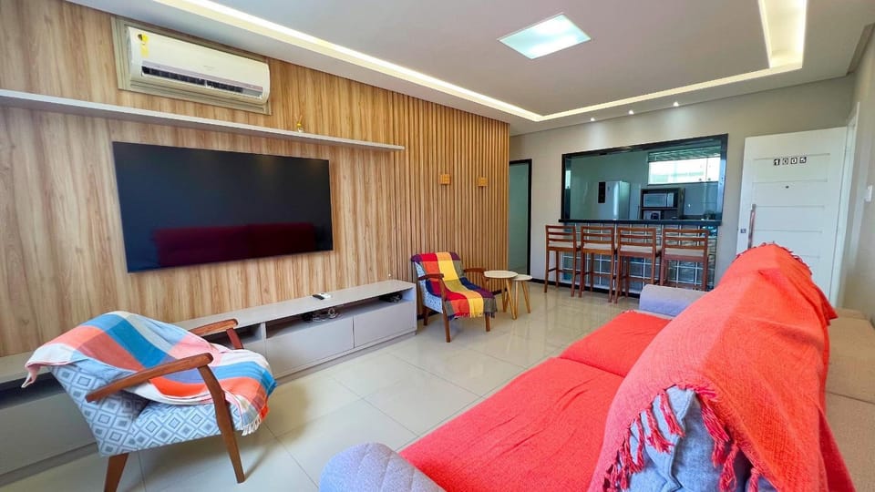 TV and multimedia, Seating area, air conditioner
