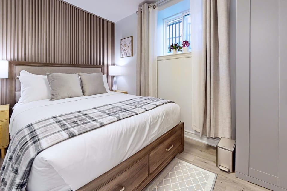 New & Modern Basement Suite - St Clair Hotel Hotel in Toronto