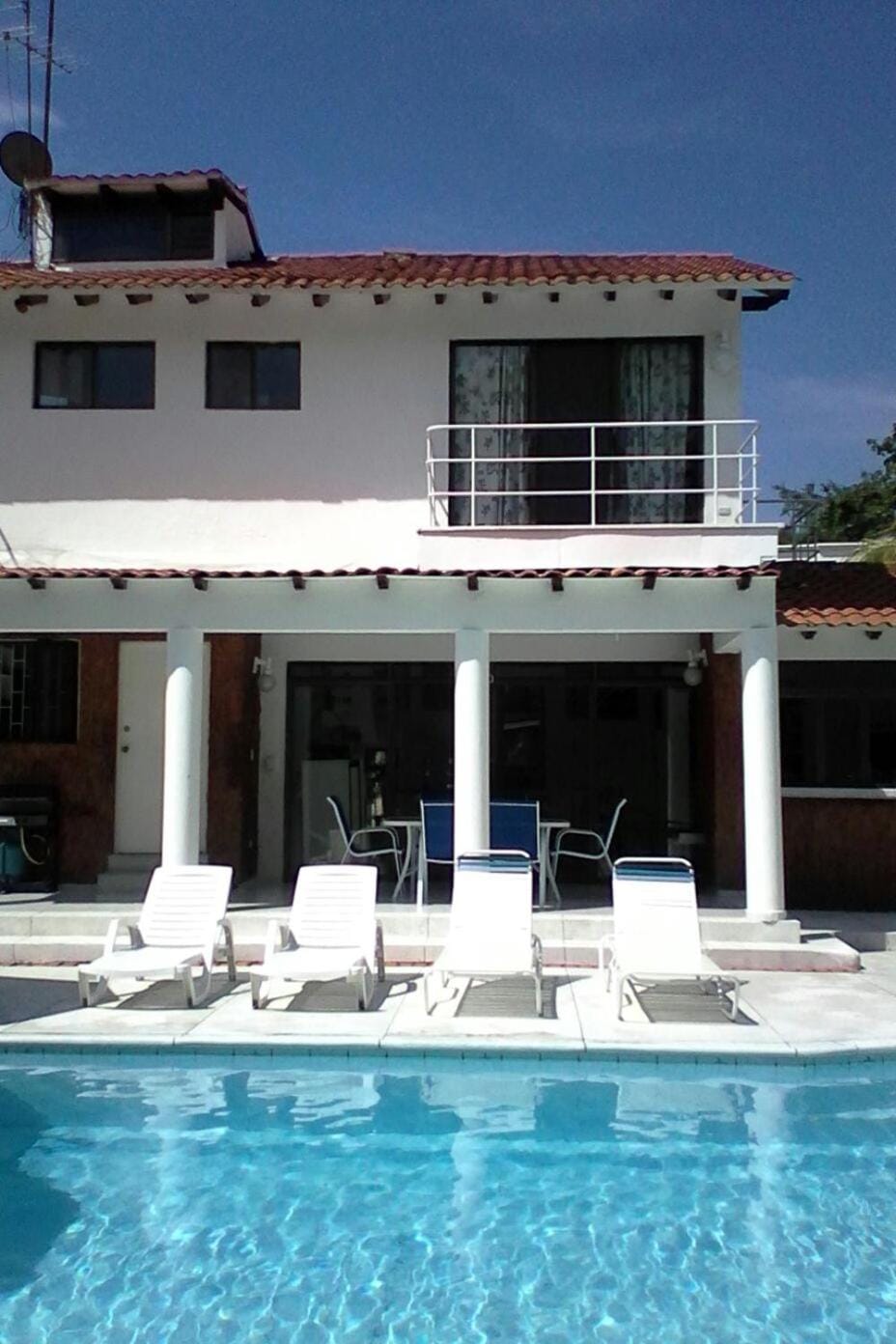 Casa 4 dormitorios en Condominio El Peñón, Girardot House in Girardot