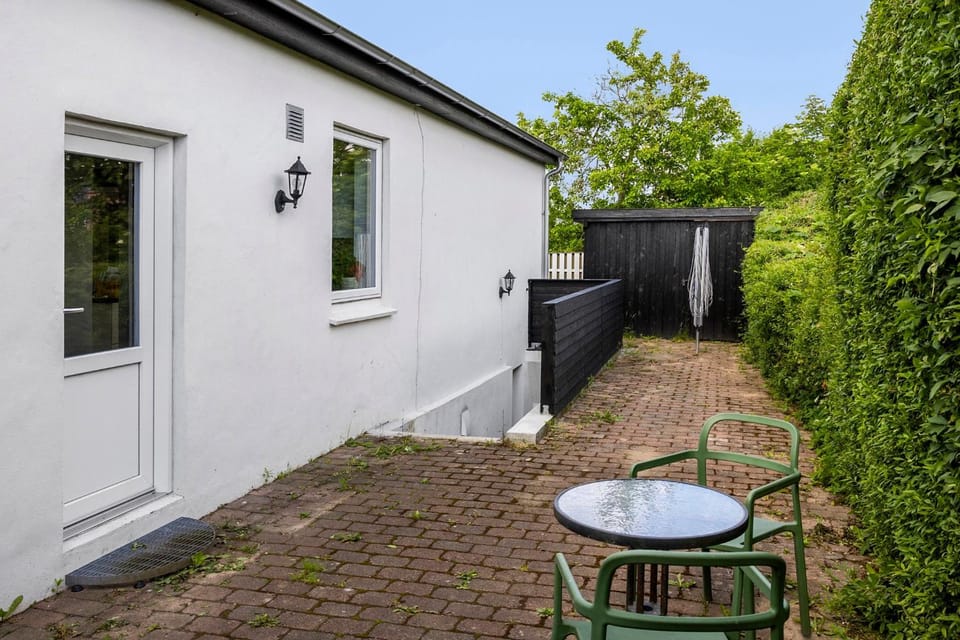 Skovhus 2-room Basement Apartment Bed and Breakfast in Aarhus