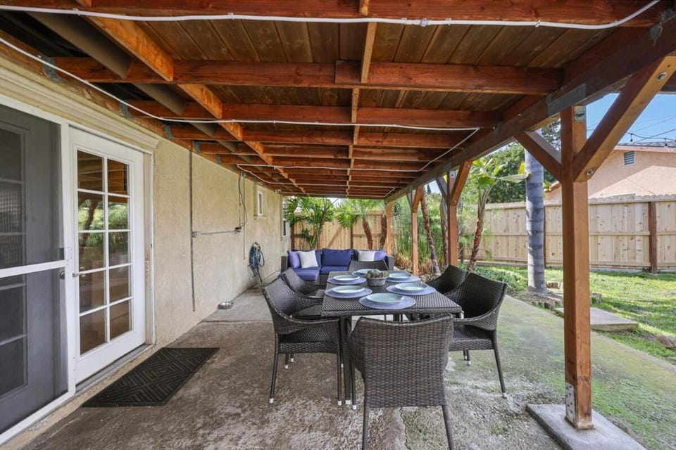 Backyard Oasis Near Mission Bay Family Friendly House in San Diego