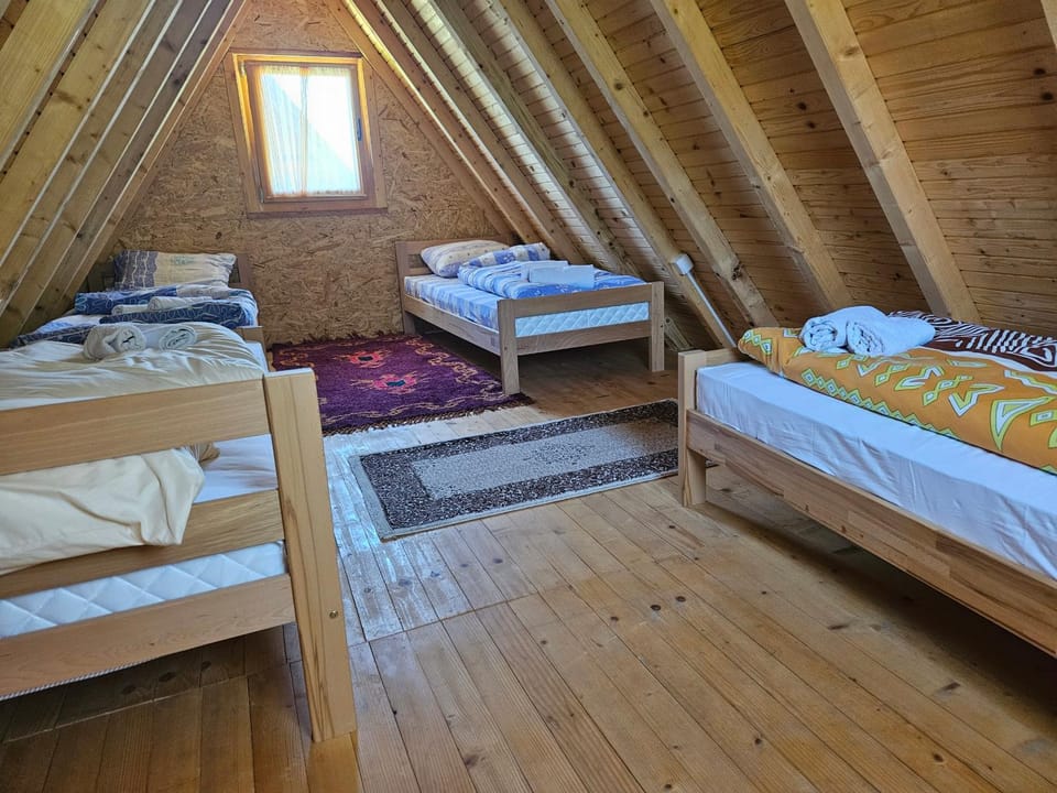 Camp Volujak Nature lodge in Bosnia and Herzegovina