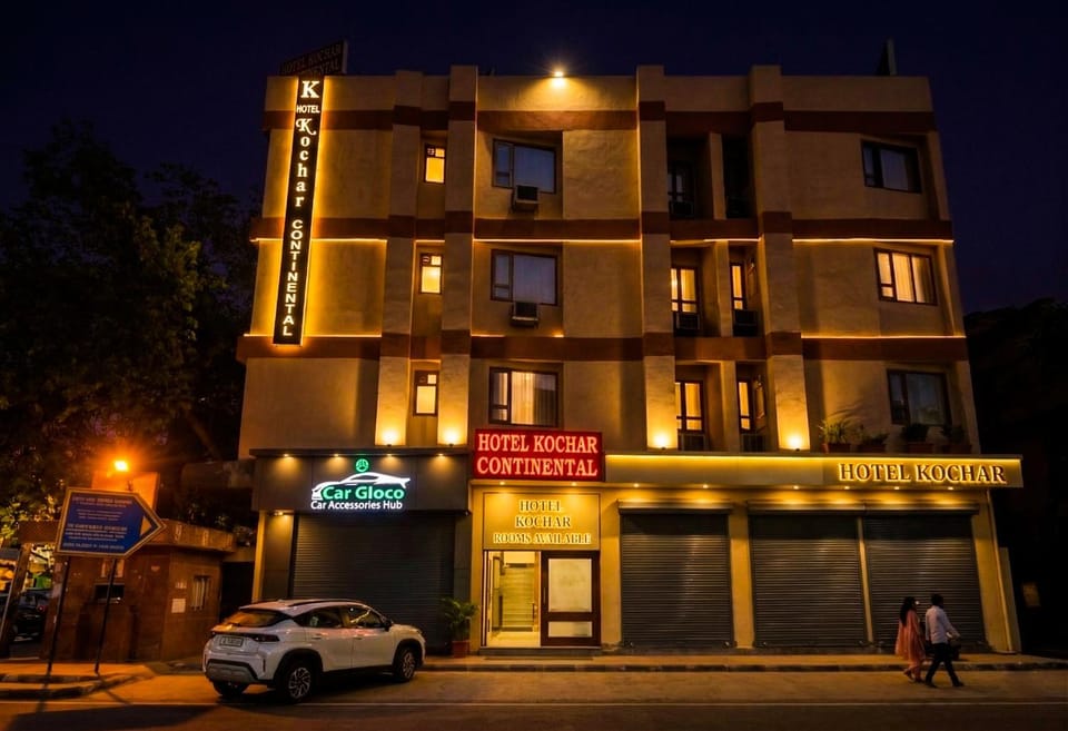 Property building, Street view, Location, Parking