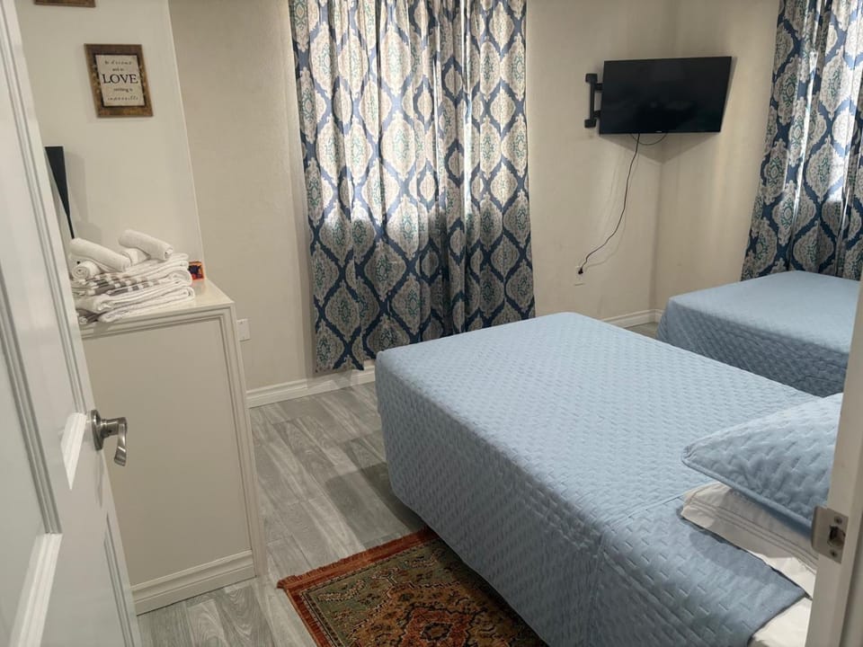 La Casa El Dora Bed and Breakfast in Bridgetown
