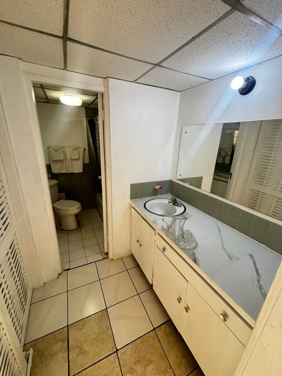 Crimson Berry Studio at Montego Bay Club Apartment in Montego Bay
