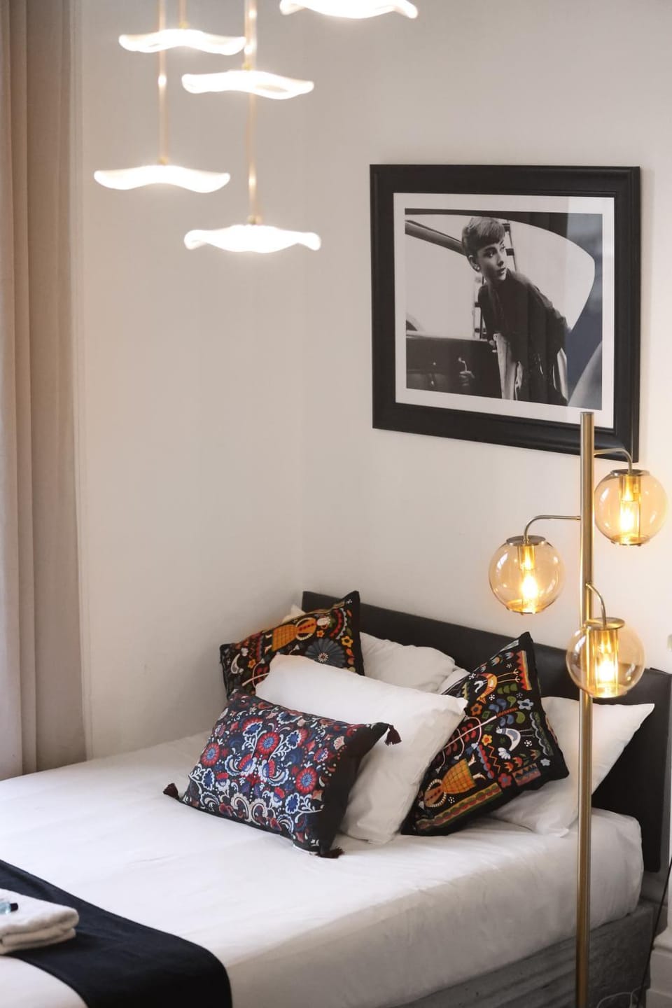 The Warm Glow Studio Apartment in London Borough of Islington
