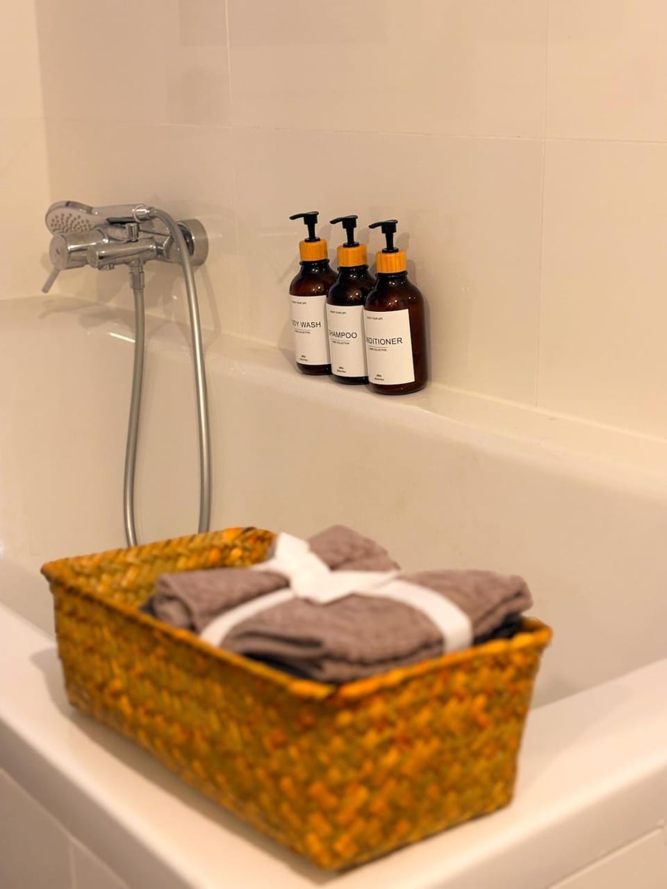 Bathroom, Bath
