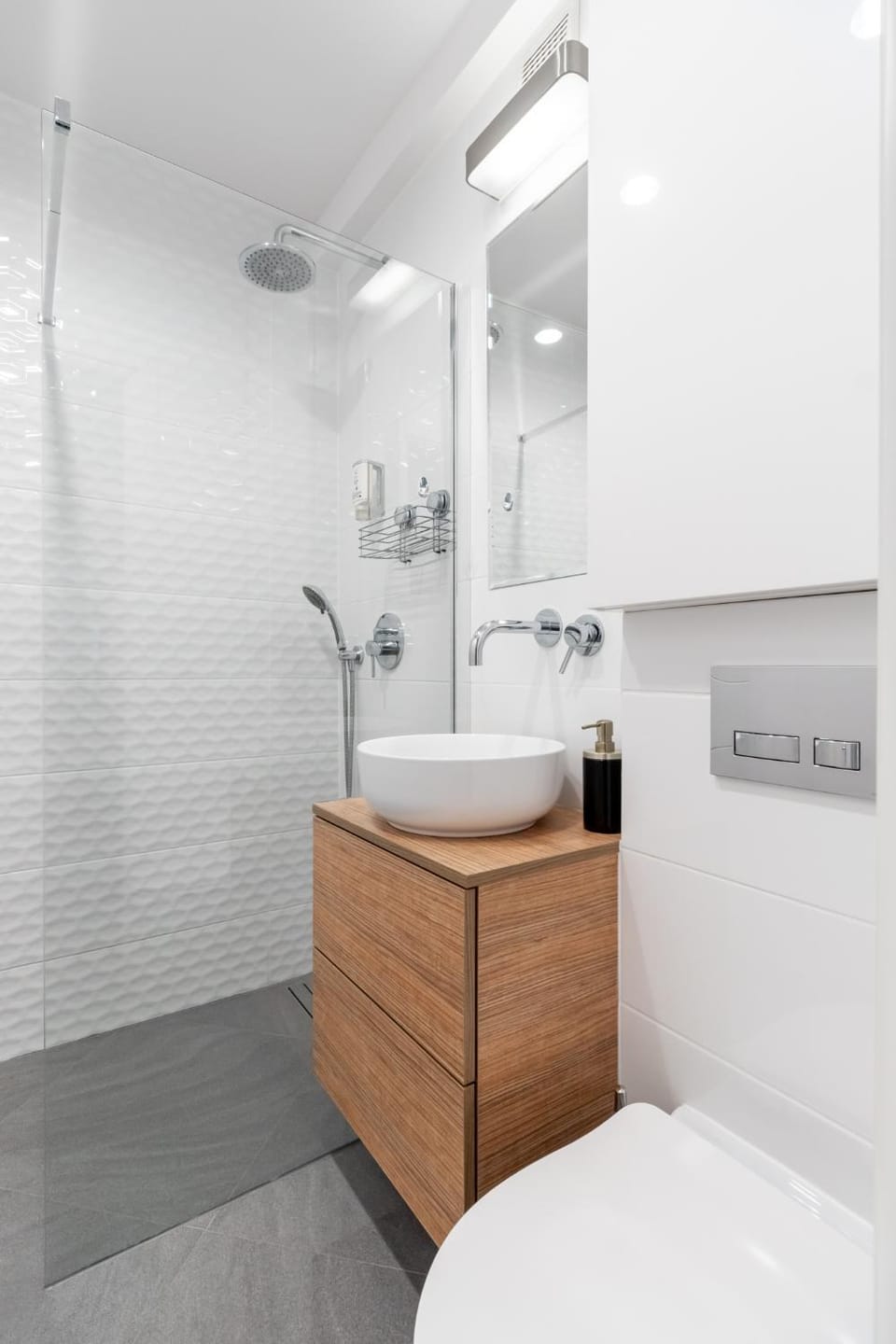 Bed, Bathroom, Photo of the whole room, Bedroom, Bath, towels