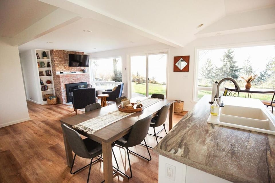 Coco's Lookout - Peaceful Whidbey Island Retreat House in Whidbey Island