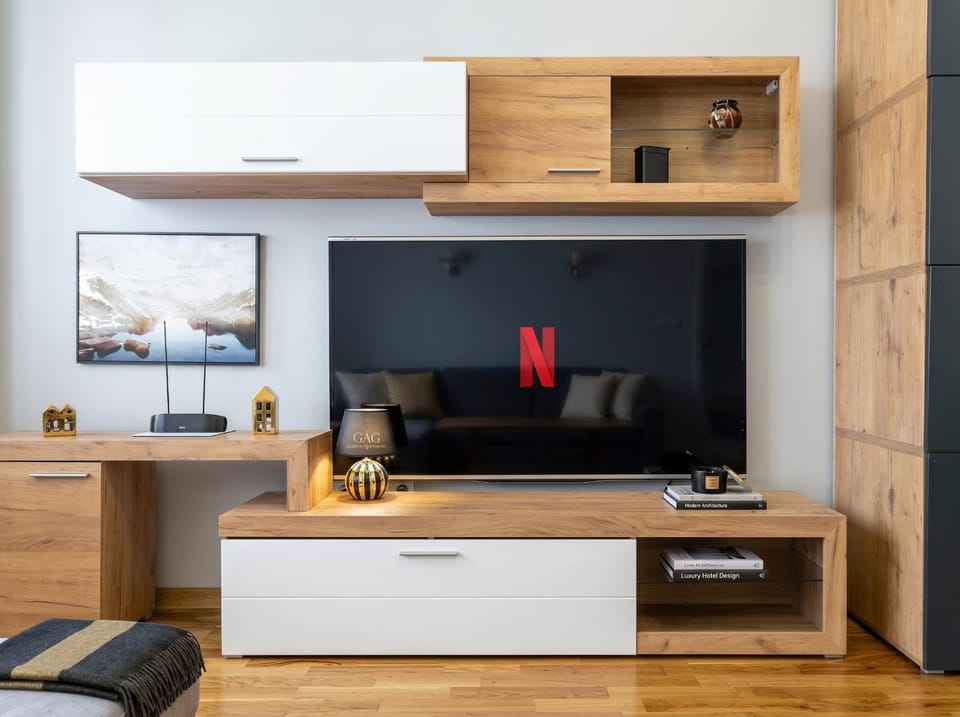 Communal lounge/ TV room, TV and multimedia, Evening entertainment