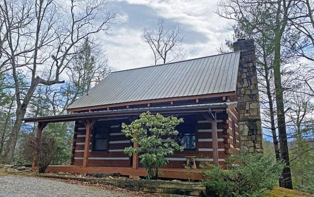 Ivy Retreat Chalet in Pittman Center