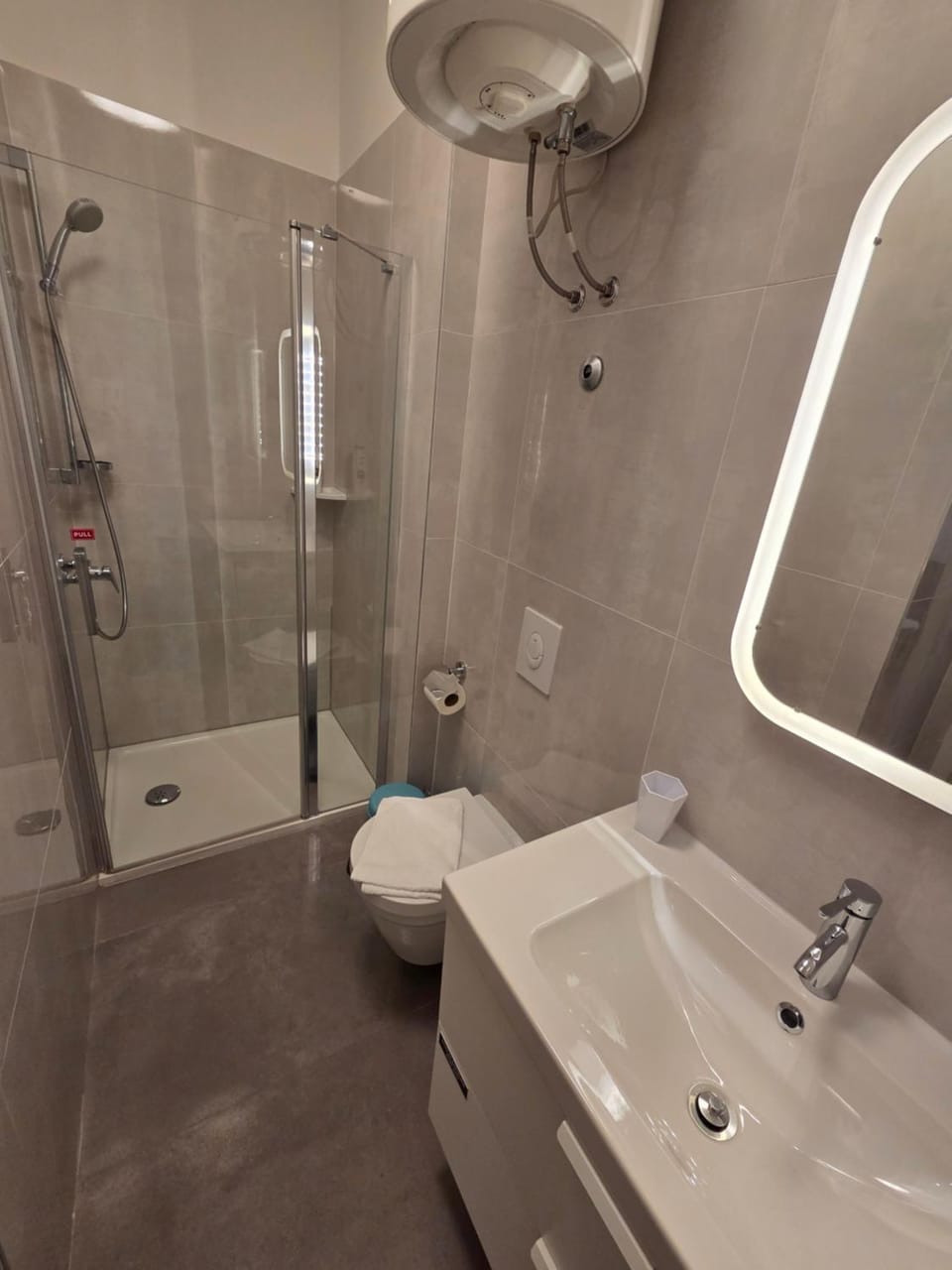 Shower, Toilet, Bathroom