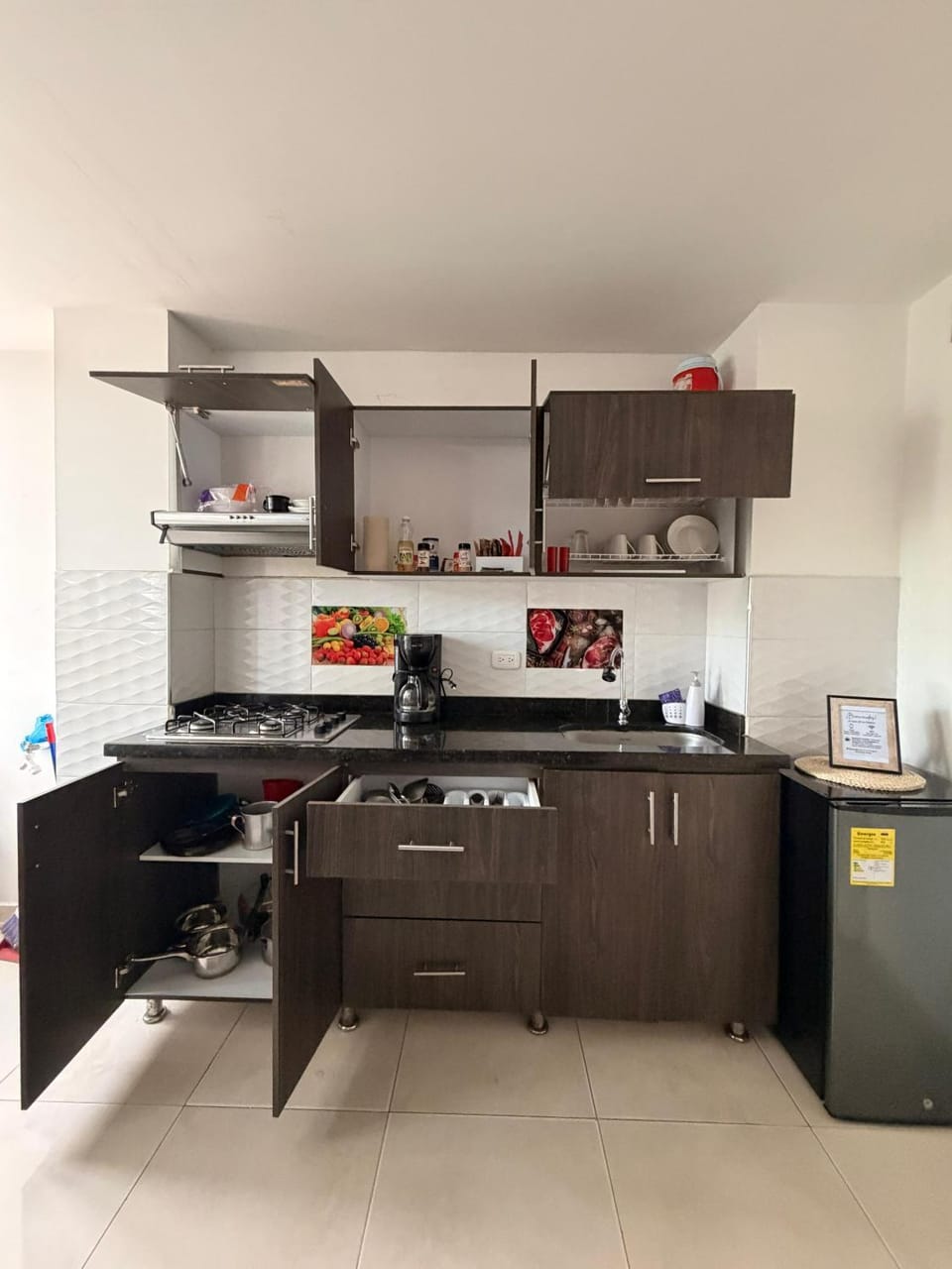 Kitchen or kitchenette