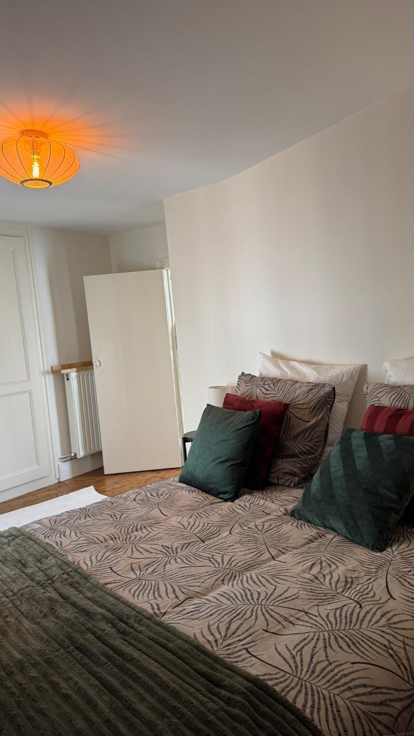 Bed, Night, Bedroom