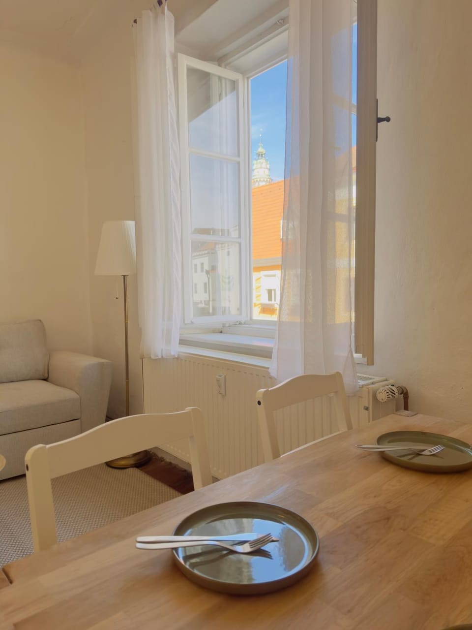 View (from property/room), Living room, City view, Landmark view, Street view