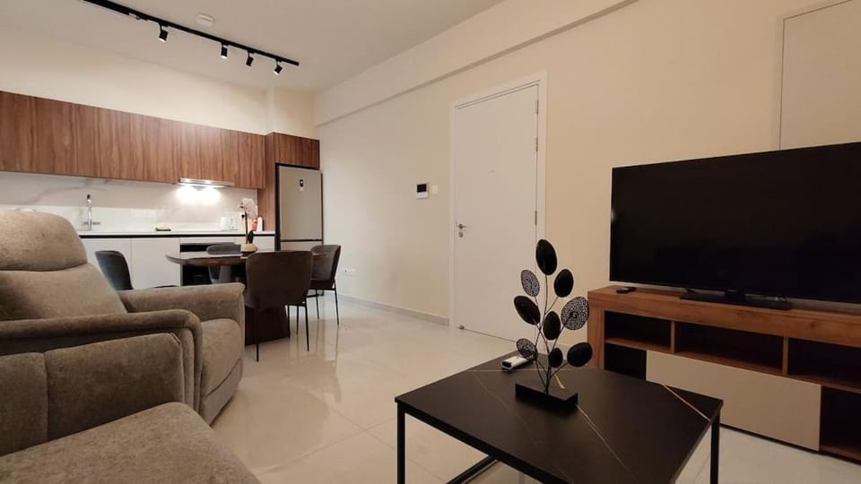 Molorio Suites Limassol Zakaki - 104 Apartment in Limassol City